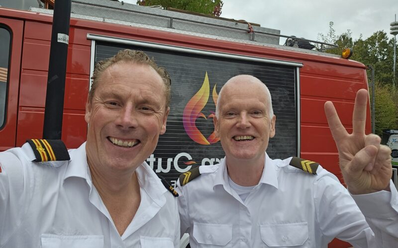 Nationale Vitaliteitsweek Burn-Out Brandweer commandant Robbert Minderhoud tezamen met alternatief therapeut Ron Malestein tijdens de Nationale Vitaliteitsweek